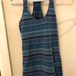 Lululemon racer back style fitted tank top size 4/6